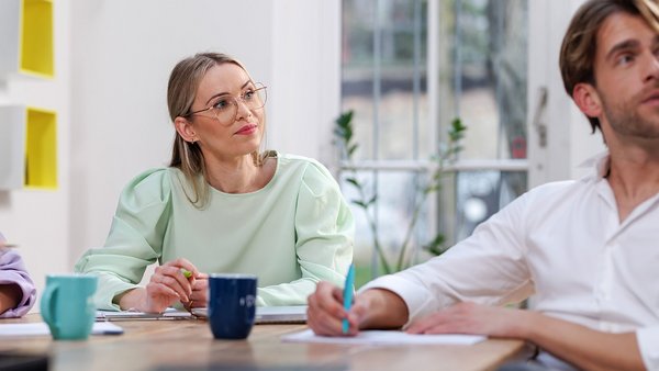 Professional development for employees: Benefits & tips Employees undergoing professional development