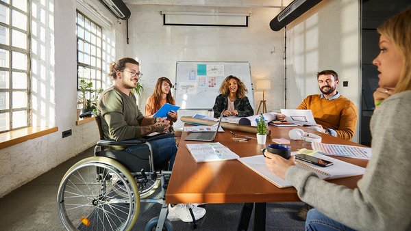 Mitarbeiterförderung vor Ort – Integration neuer Mitarbeiter Mitarbeiterförderung vor Ort – Integration neuer Mitarbeiter